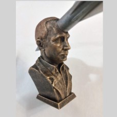 Статуетка «Ракета в лобі у Путіна»